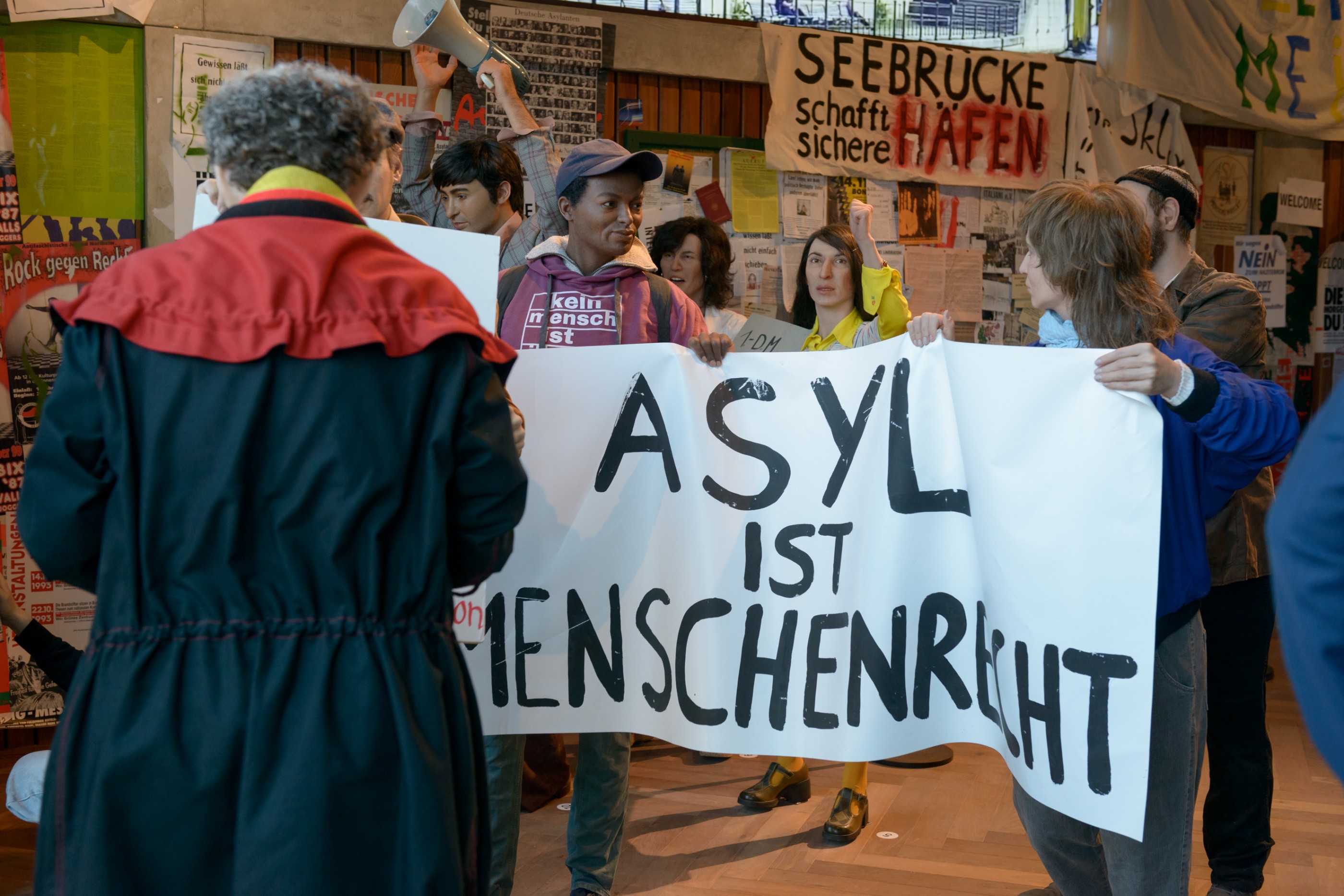 Detail-Ausstellungsraum-Saal-der-Debatten-COPYRIGHT-Deutsches-Auswandererhaus-FOTO-Antje-Schimanke